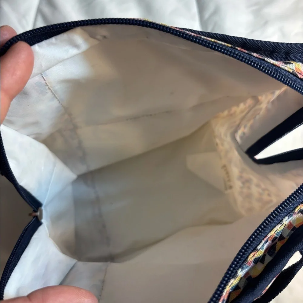 Dr. Brown’s™ Fold & Freeze Bottle Tote with handles